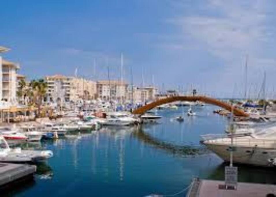 Votre Sejour Cosy A Frejus! Apartment
